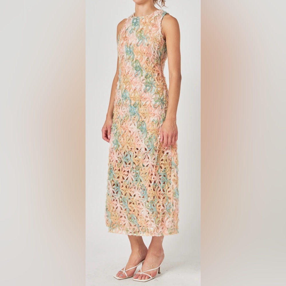 Elegant Floral Ribbon Endless Rose Maxi Dress